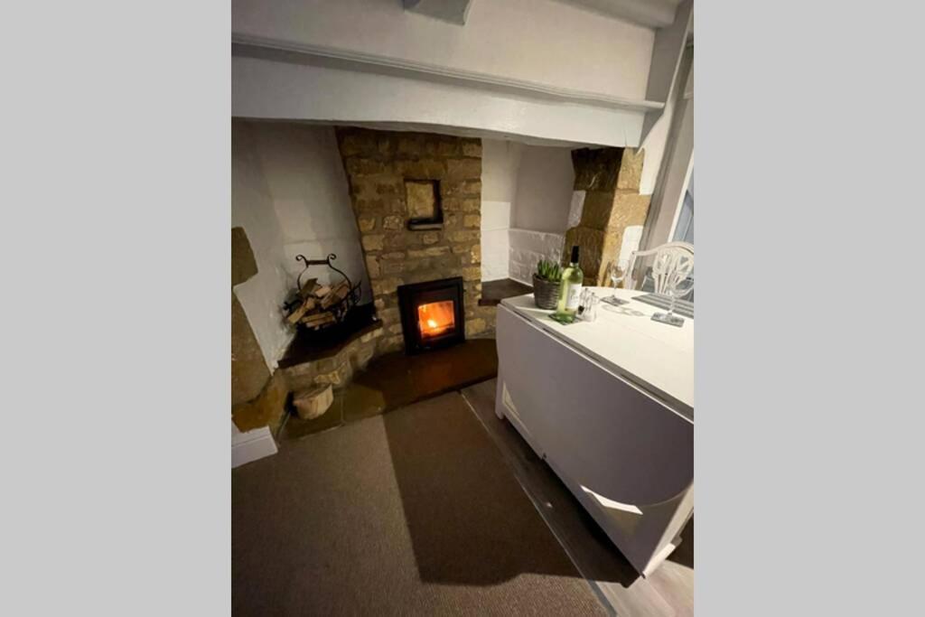 Cotswolds Cottage Ilmington With Wood Burning Stove & Bbq - Pet Friendly ชิปปิงแคมป์เดน ภายนอก รูปภาพ